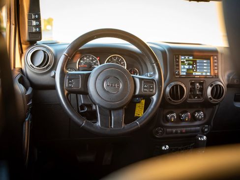 Used 2016 Jeep Wrangler Unlimited Sport w/ Quick Order Package 24S image 17