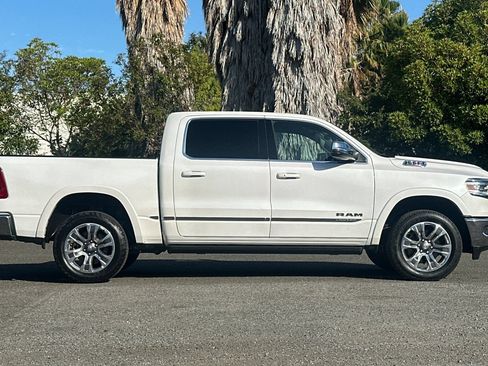 Used 2023 RAM 1500 Limited AWD/4WD image 2