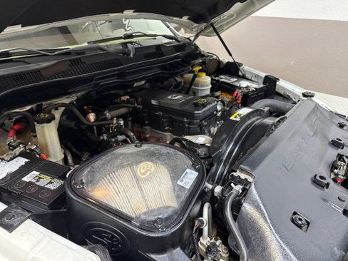 Used 2017 RAM 3500 Laramie Longhorn image 85