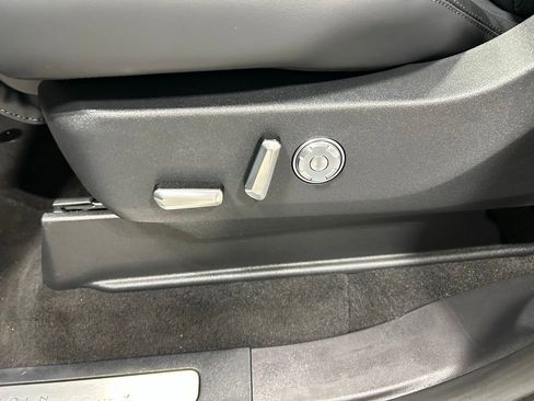 New 2026 Lincoln Navigator L Reserve image 11