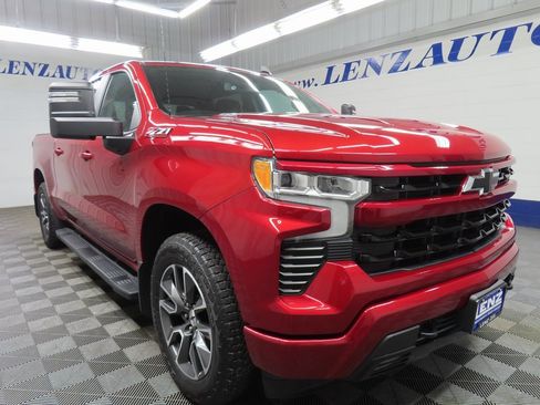 Used 2024 Chevrolet Silverado 1500 RST image 3