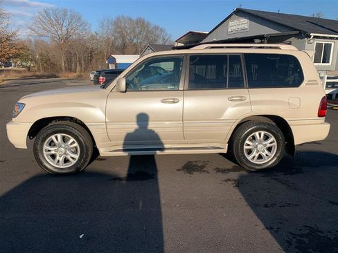 Used 2006 Lexus LX 470 4WD image 9