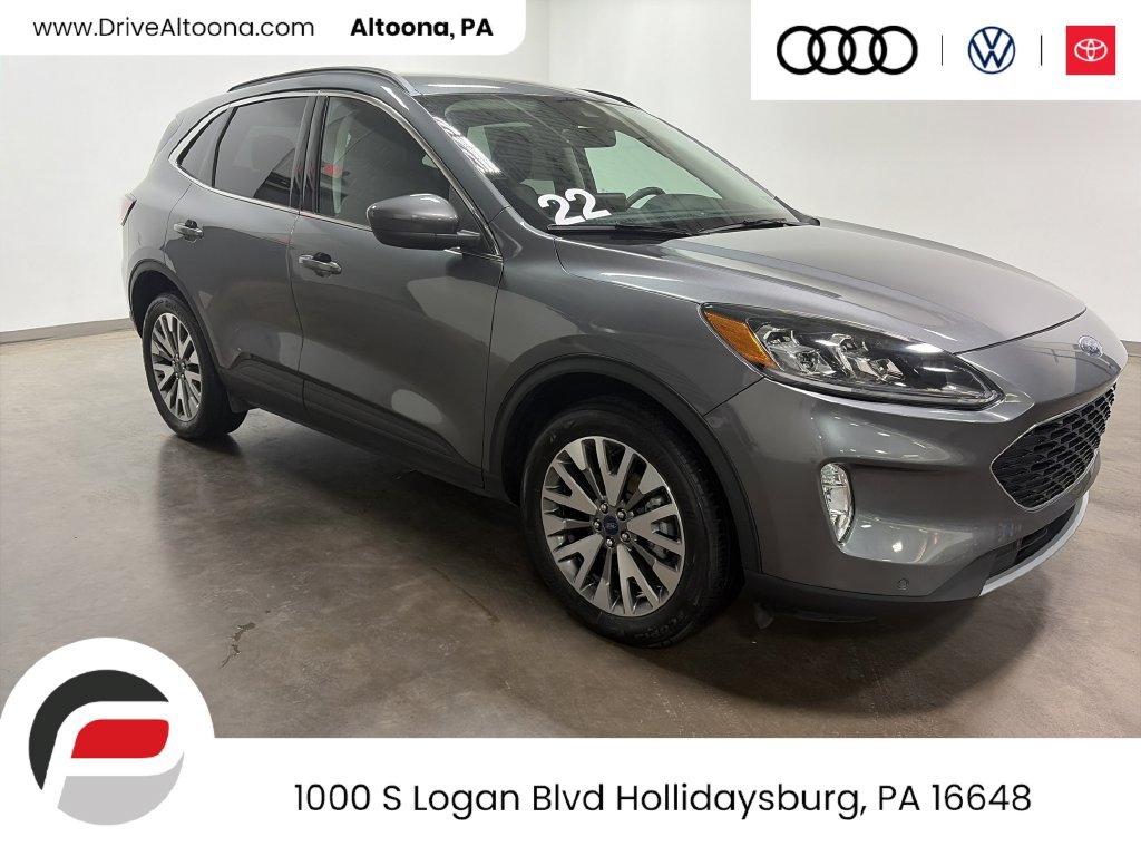 Used 2022 Ford Escape Titanium AWD/4WD image 1