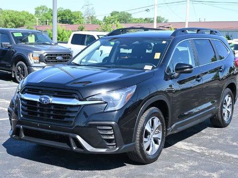 Used 2023 Subaru Ascent Premium AWD/4WD image 5