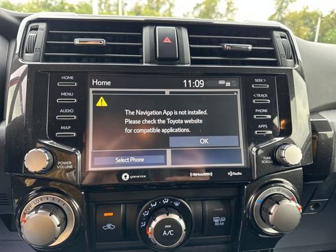 Used 2020 Toyota 4Runner TRD Off-Road image 25