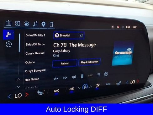 Used 2026 Chevrolet Tahoe LT w/ Comfort Package AWD/4WD image 10