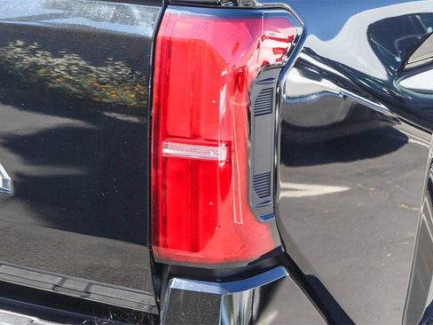 Used 2024 Toyota Tacoma SR5 image 7