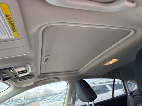 Used 2020 Subaru Crosstrek 2.0i Premium w/ Moonroof Package 1 image 17