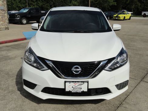 Used 2018 Nissan Sentra S FWD image 2