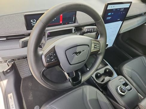 Used 2023 Ford Mustang Mach-E Premium image 10