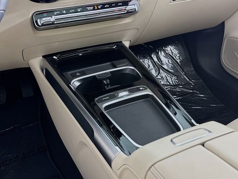 New 2026 Mercedes-Benz GLB 250 image 5