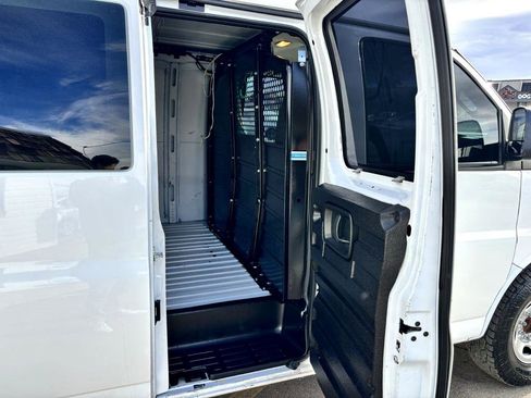 Used 2019 Chevrolet Express 2500 w/ Driver Convenience Package image 11