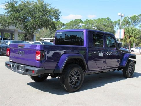 New 2026 Jeep Gladiator Sport AWD/4WD image 7
