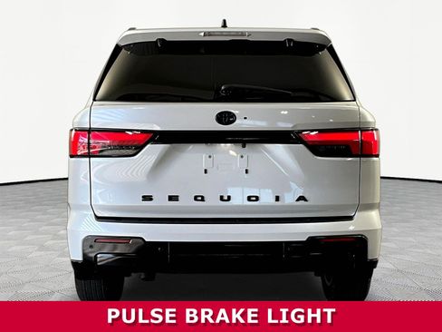 Used 2024 Toyota Sequoia Platinum AWD/4WD image 5