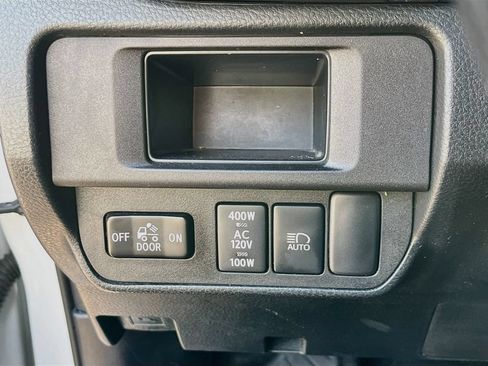 Used 2019 Toyota Tacoma TRD Pro AWD/4WD image 10