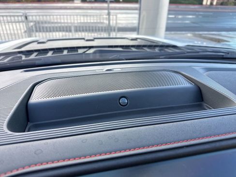 Used 2025 Ford F150 Raptor image 23