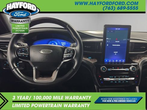 Used 2022 Ford Explorer Platinum w/ Equipment Group 601A AWD/4WD image 14