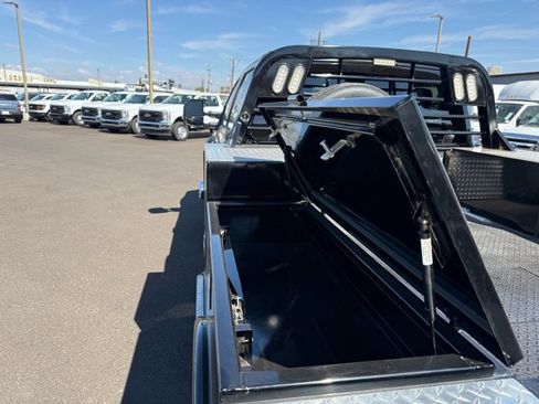 New 2026 Ford F550 4x4 Crew Cab image 14