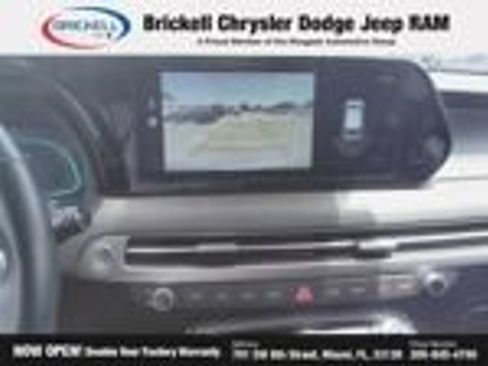 Used 2025 Hyundai Palisade SEL FWD image 13