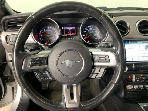 Used 2018 Ford Mustang Premium image 20