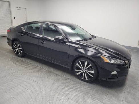 Used 2022 Nissan Altima 2.5 SR image 11