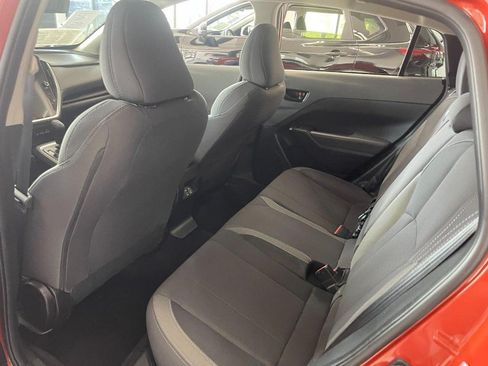 Used 2025 Subaru Crosstrek 2.5i Premium AWD/4WD image 16