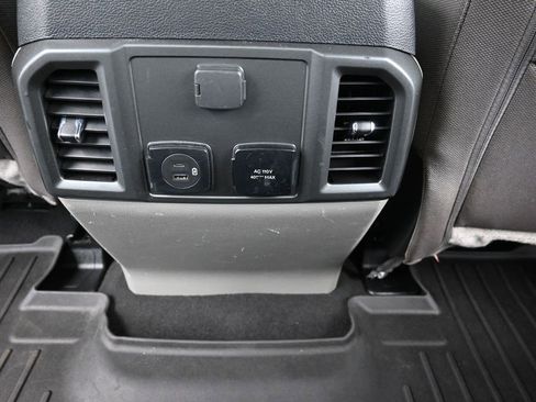 Used 2022 Ford F350 XLT w/ XLT Premium Package image 14