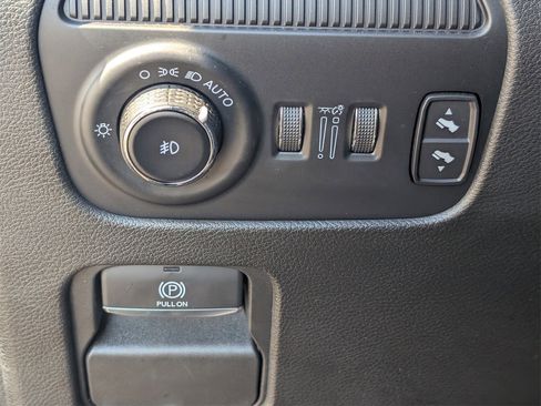 Used 2022 Jeep Wagoneer Series II image 23