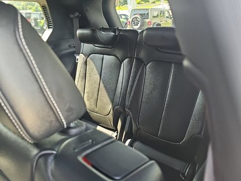 Used 2024 Jeep Grand Cherokee L Limited w/ Black Appearance Package AWD/4WD image 8
