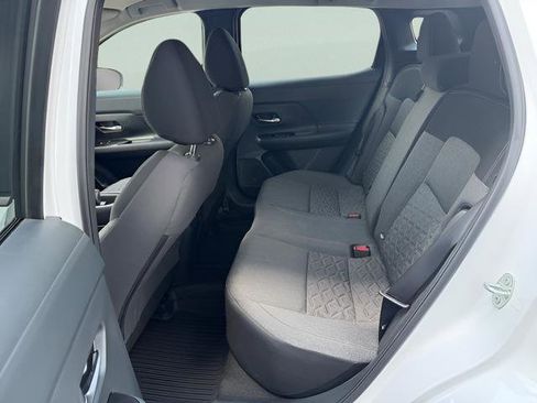 Certified 2025 Nissan Kicks SV w/ Charging Package FWD image 26