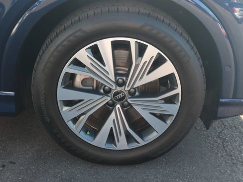 Used 2023 Audi Q4 e-tron Premium Plus w/ Premium Plus RWD image 8