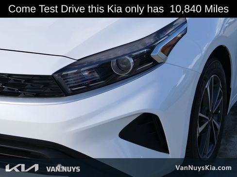 Used 2023 Kia Forte LXS w/ LXS Technology Package image 9