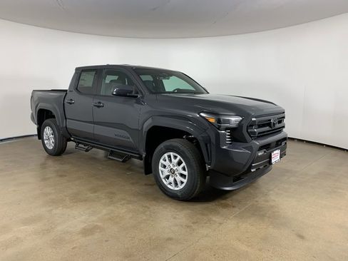 New 2026 Toyota Tacoma SR5 image 5