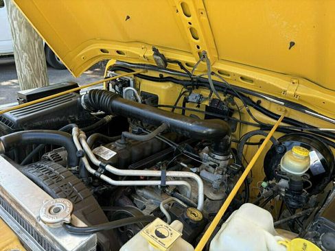 Used 2000 Jeep Wrangler Sport AWD/4WD image 39