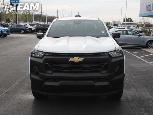 Used 2025 Chevrolet Colorado W/T w/ WT Convenience Package II image 9