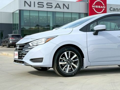 New 2025 Nissan Versa SV w/ Trunk Package image 3