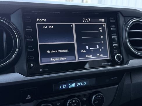 Used 2022 Toyota Tacoma TRD Off-Road image 15