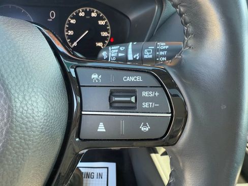 Used 2024 Honda HR-V EX-L image 15