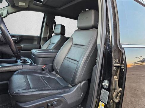 Used 2020 GMC Sierra 3500 Denali w/ Denali Ultimate Package AWD/4WD image 15
