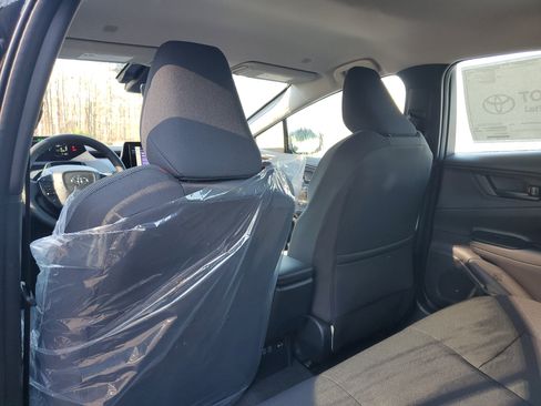 New 2026 Toyota Prius Plug-In Hybrid image 8