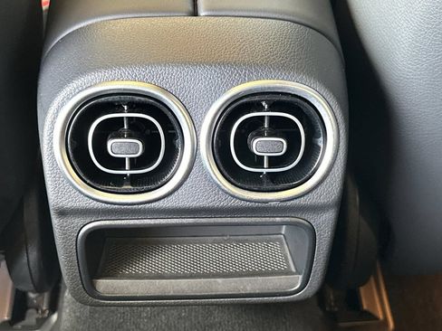 Certified 2025 Mercedes-Benz C 43 AMG 4MATIC Sedan image 19