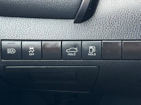 Certified 2023 Toyota Camry SE image 28