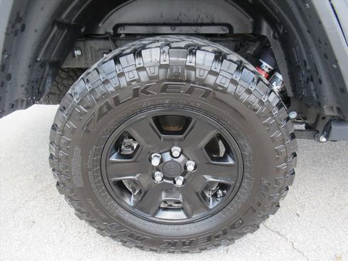 Used 2021 Jeep Gladiator Mojave AWD/4WD image 8