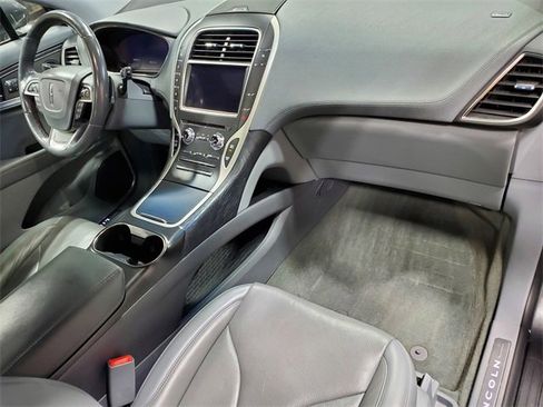 Used 2020 Lincoln Nautilus Reserve w/ Class II Trailer Tow Package image 15