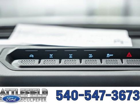 New 2025 Ford Bronco Badlands image 24