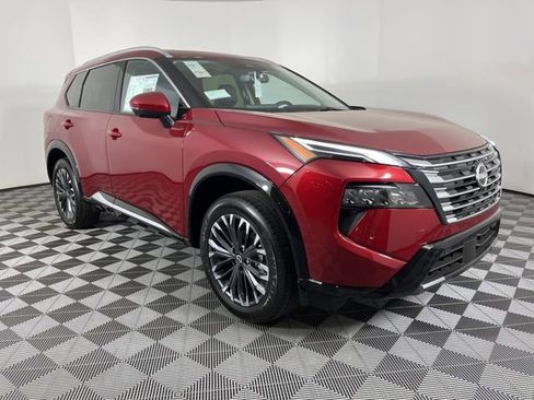 New 2026 Nissan Rogue Platinum AWD/4WD image 3