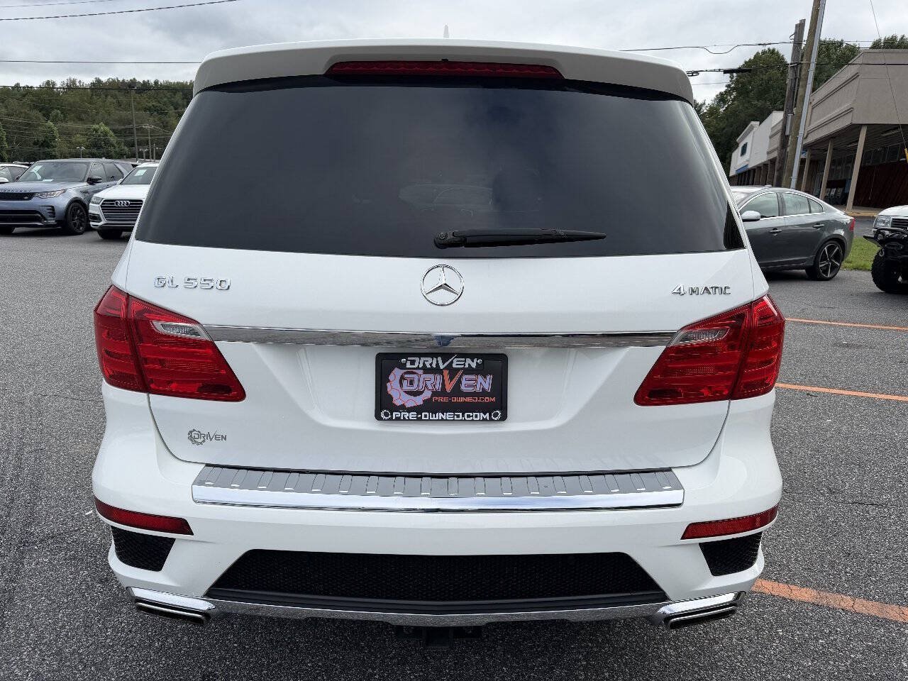 Used 2014 Mercedes-Benz GL 550 4MATIC image 7