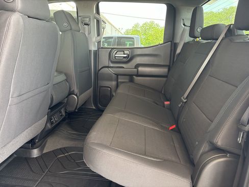 New 2026 Chevrolet Silverado 1500 Custom RWD image 15