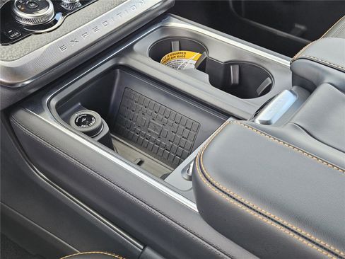 New 2025 Ford Expedition Tremor image 15