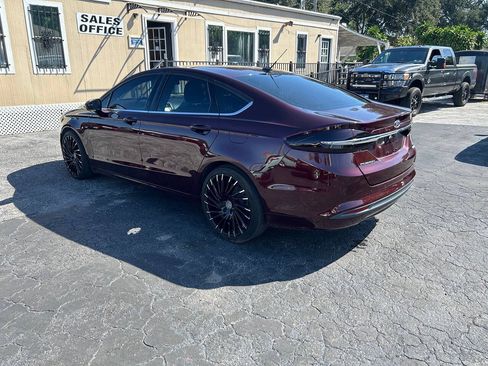 Used 2018 Ford Fusion SE w/ Fusion SE Technology Package FWD image 6